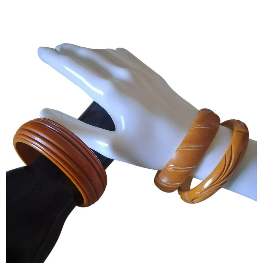 3 Vintage Bakelite Bangle Bracelets Carved Amber Butterscotch SEMICHROME TESTED